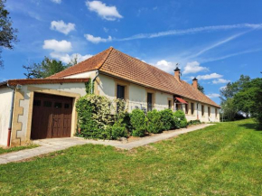 Traditional holiday home with garden